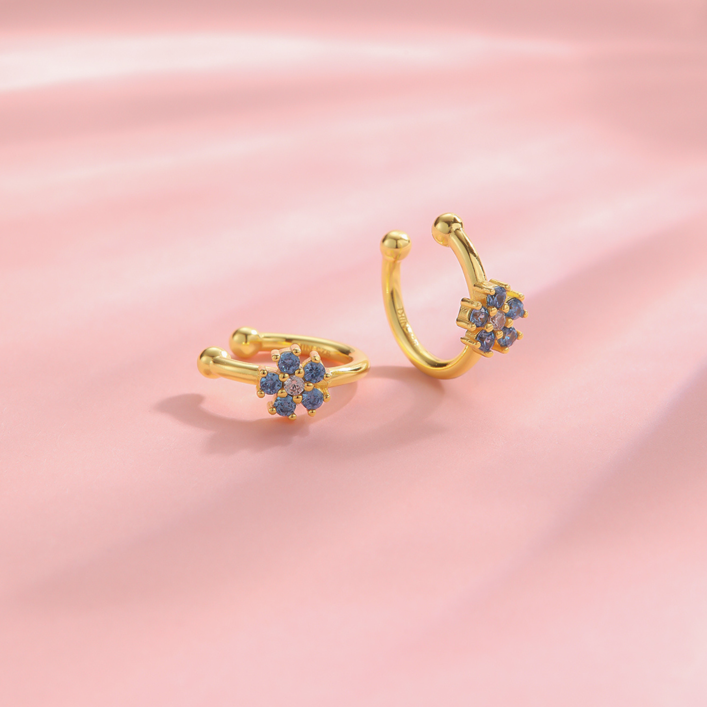 Ear cuff Daisy ARGENTO Blu pastello